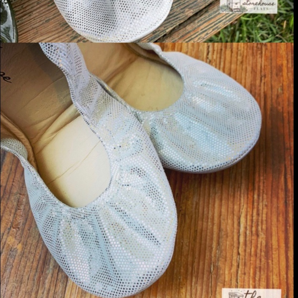 Storehouse Flats Shimmer Pearl Color
